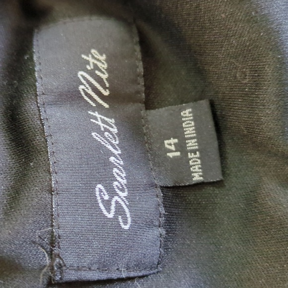 Scarlett Nite Sleeveless Cocktail Evening Dress With Beaded Detail - Picture 11 of 13